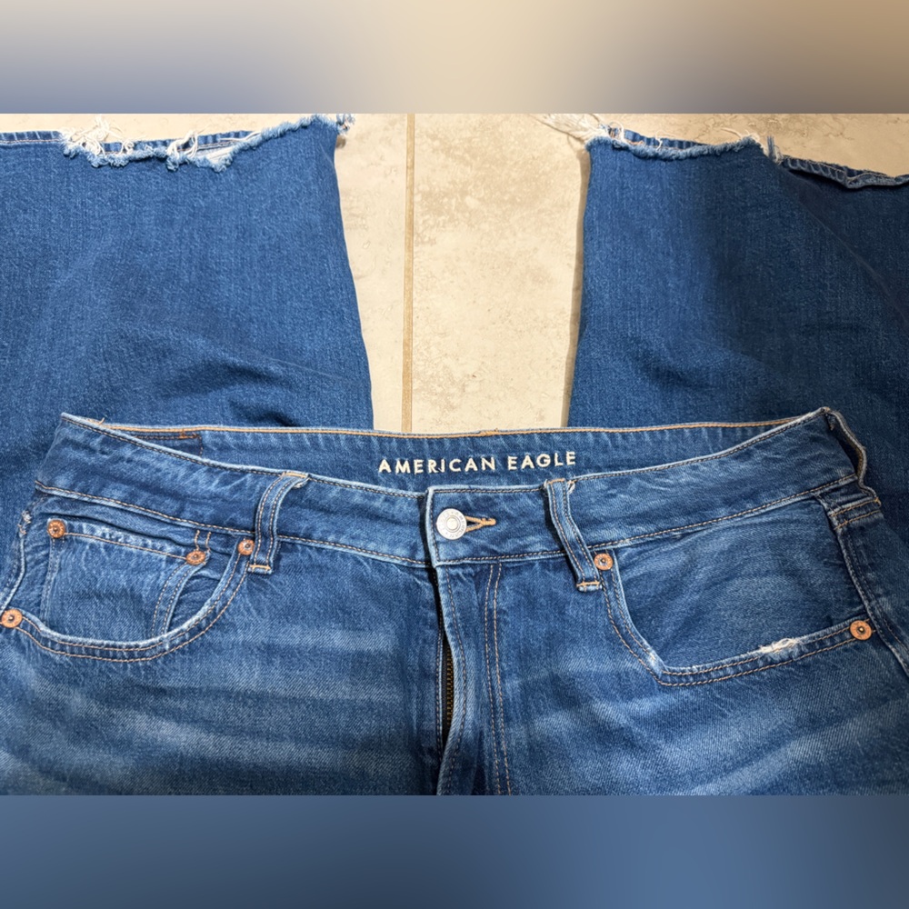 -Sold- Women’s American Eagle Super HighRise Wide Leg Baggy Jeans Size 12 - Picture 3 of 10